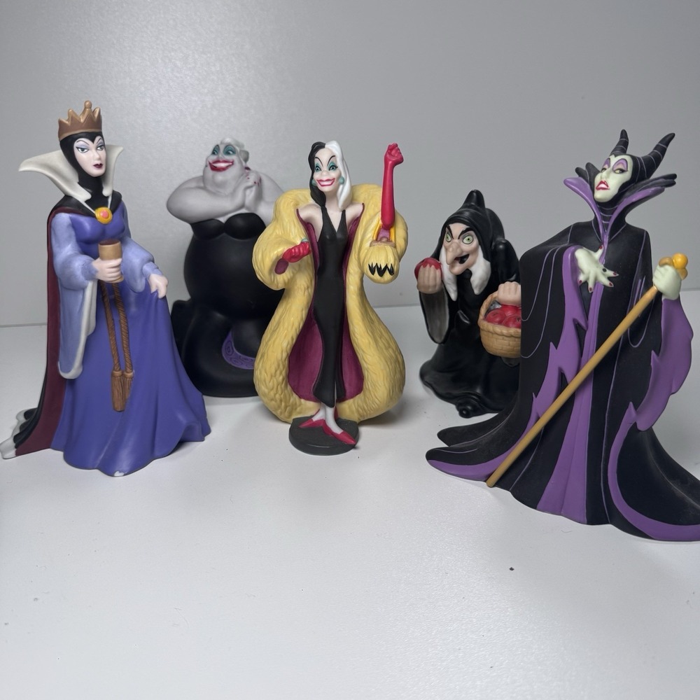 Disney Villains Queen Old Witch Maleficent Cruella Ursula Porcelain Figurine Set